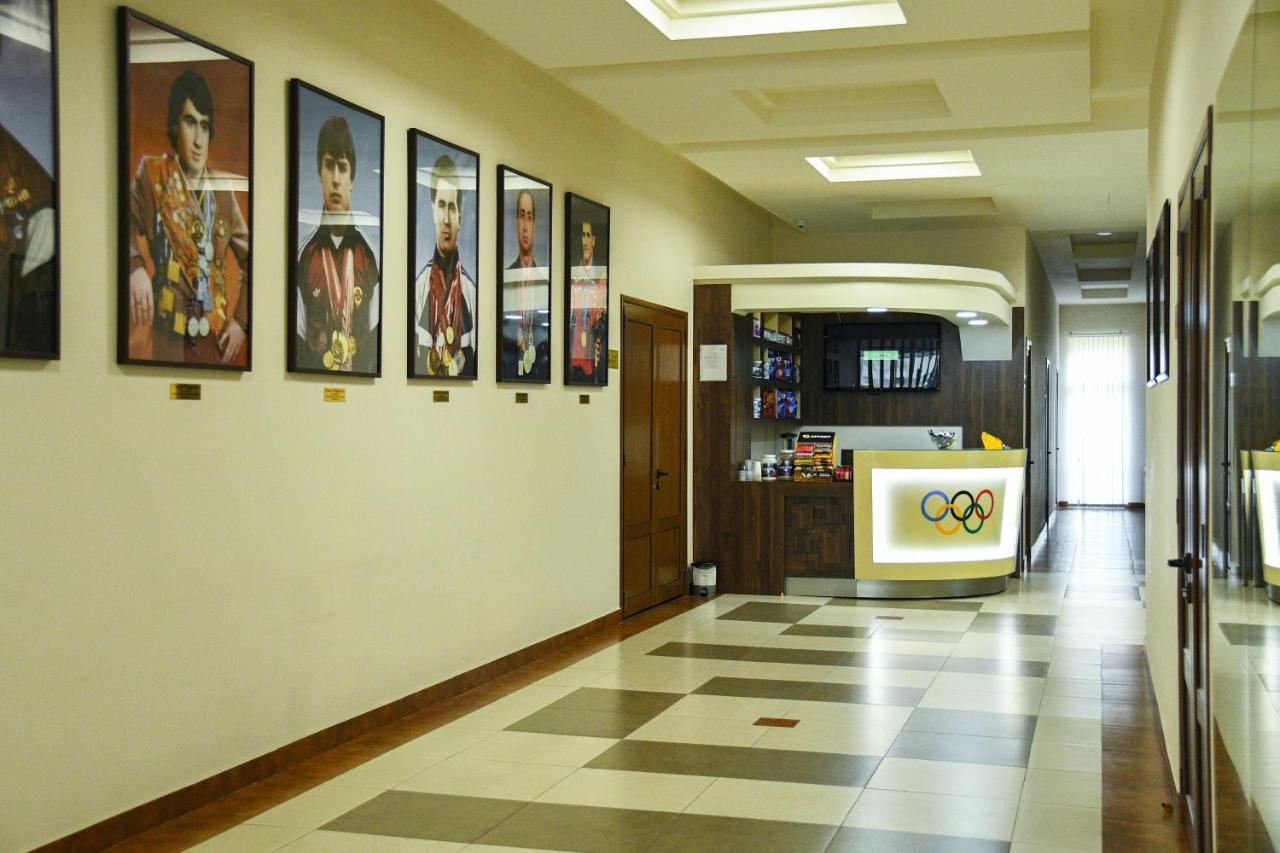 Olympavan Hotel Erivan Exterior foto